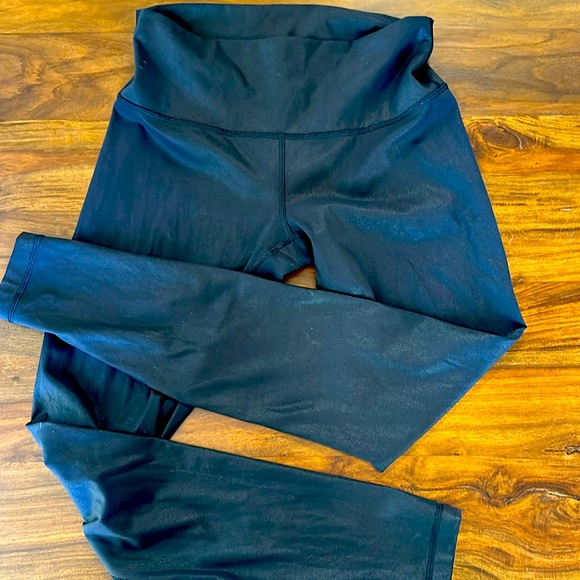 Lululemon foil Align 28” High rise - Picture 4 of 9